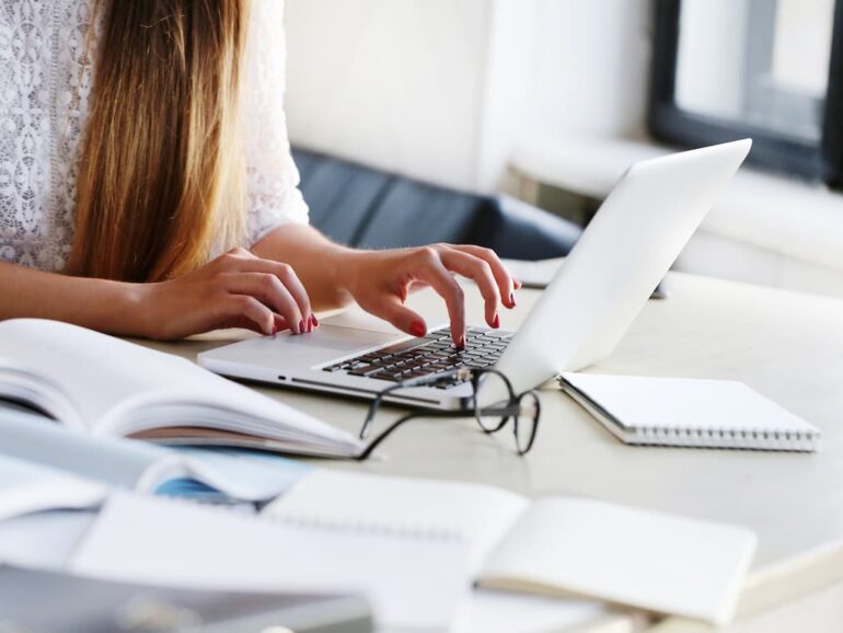 Claves para preparar la prueba de informática en las oposiciones de auxiliar administrativo